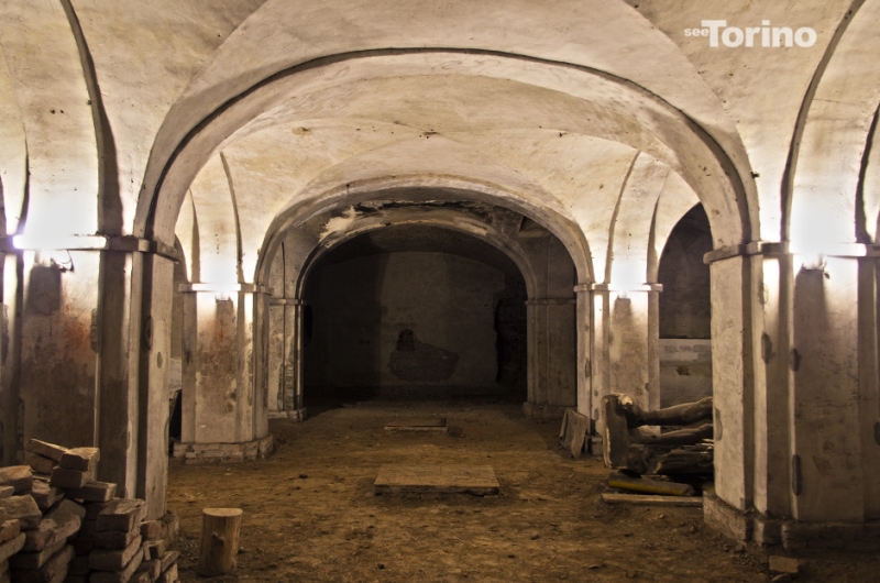 La grande sala della cripta. Photo by SeeTorino